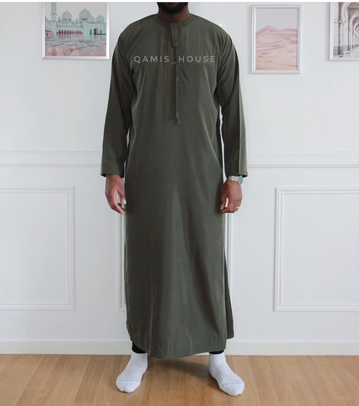 Qamis Emirati Kaki