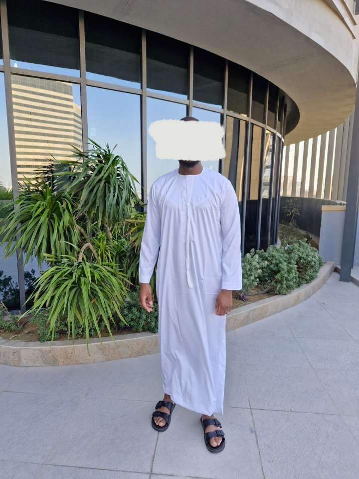 Qamis Émirati Satinée Blanc Cassée